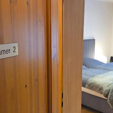Privatzimmer Lindlar Apartman